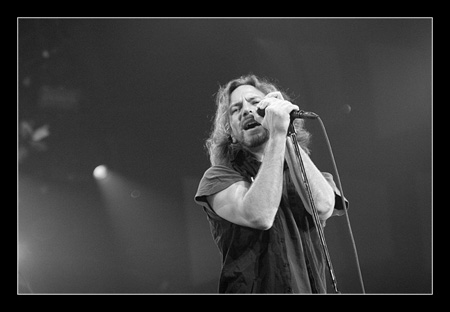 eddie vedder_q03