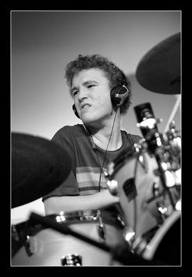 MOTHERFUNKERS_drum_h01
